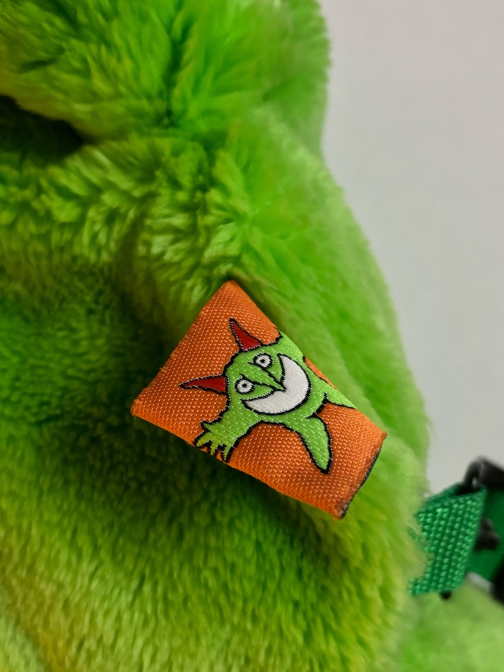 Rare Just For Laughs Victor Plush BACKPACK – Montreal Festival Mascot – Vintage - Picture 13 of 13